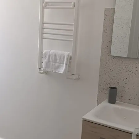 فيلة Giloma House *