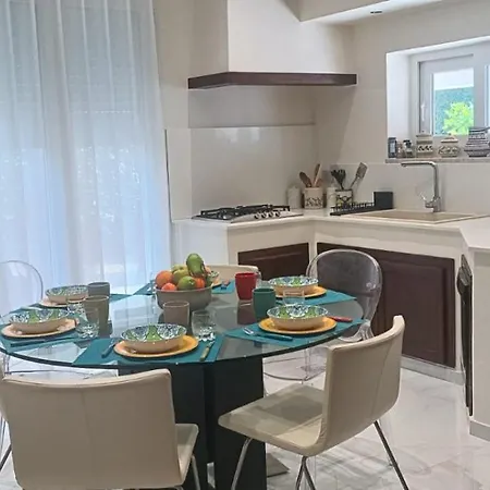 Giloma House * Carrozziere Fonte Ciane